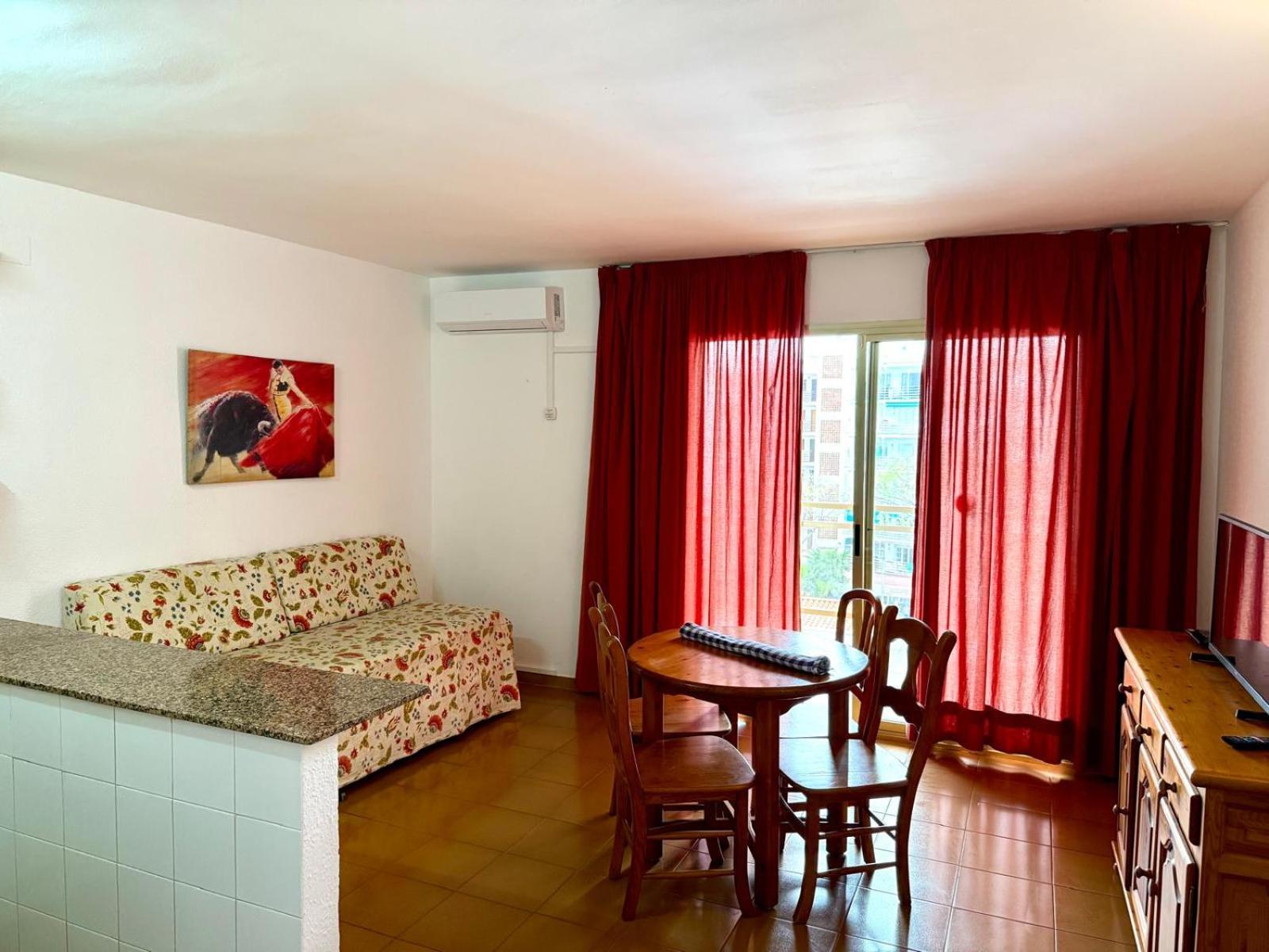 Apartamentos Decathlon Salou Extérieur photo