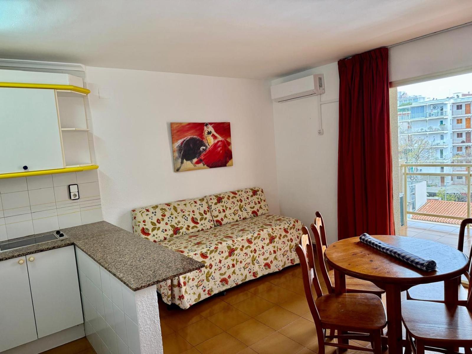 Apartamentos Decathlon Salou Extérieur photo